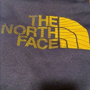 Men’s pullover hoodie